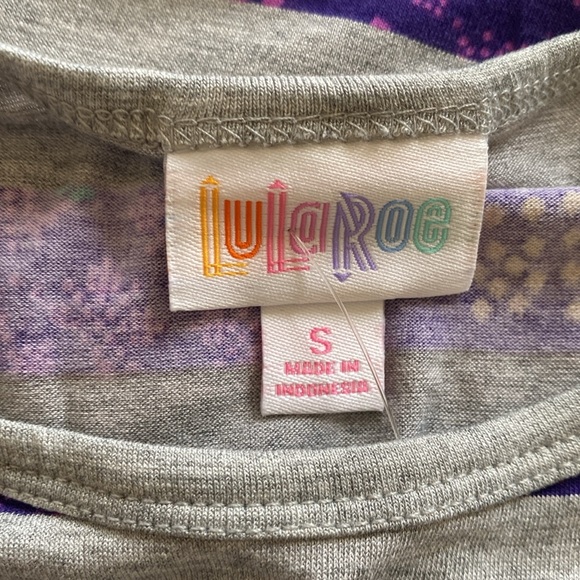 LuLaRoe “IRMA” HIGH-LOW TUNIC OVERSIZED TOP SIZE SMALL 🌟NWT🌟 - Picture 7 of 11